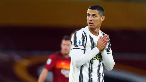 Cristiano Ronaldo vuelve a dar positivo por coronavirus y no podría jugar contra el Barcelona en Champions League Cristiano Ronaldo vuelve a dar positivo por coronavirus y no podría jugar contra el Barcelona en Champions League