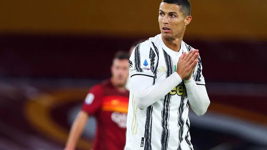 Cristiano Ronaldo vuelve a dar positivo por coronavirus y no podría jugar contra el Barcelona en Champions League Cristiano Ronaldo vuelve a dar positivo por coronavirus y no podría jugar contra el Barcelona en Champions League