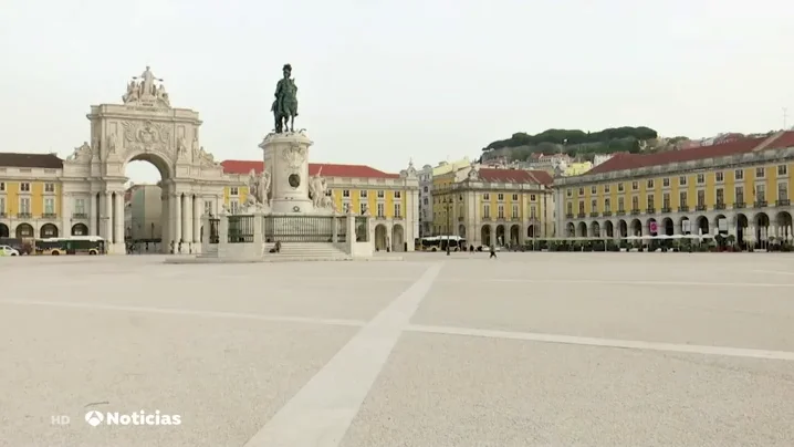 Portugal confina tres regiones del norte por el coronavirus y limita la movilidad ante el 1 de noviembre 