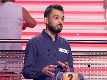 "¡Se ha caído Roberto Leal!", la divertida anécdota en las gradas de '¡Ahora caigo!' "¡Se ha caído Roberto Leal!", la divertida anécdota en las gradas de '¡Ahora caigo!'