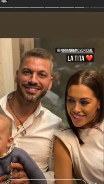 SU PAREJA Y SU CUÑADA