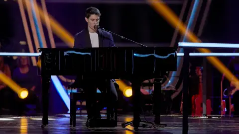 Roger Padrós canta 'Wicked game' en los Asaltos de 'La Voz' Roger Padrós canta 'Wicked game' en los Asaltos de 'La Voz'