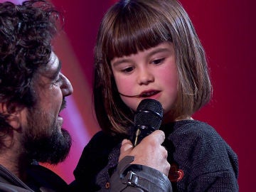 El tierno momento en el que la hija de una talent de 'La Voz' confiesa que quiere conocer al hijo de Antonio Orozco