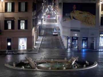 Italia cierra teatros y cines y limita el horario de bares y restaurantes hasta las 18:00h para luchar contra el coronavirus