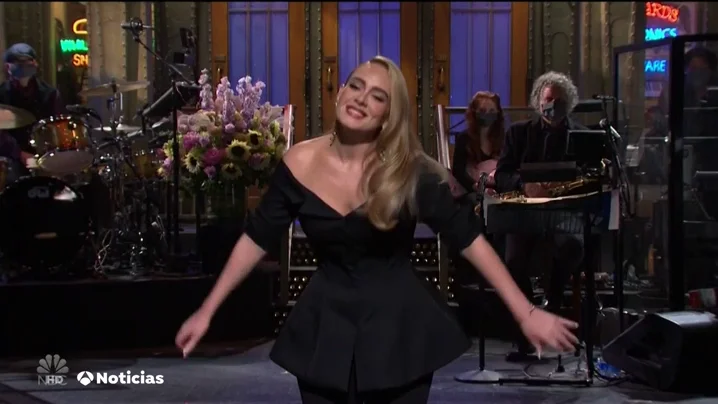 La impactante reaparición de Adele en televisión presentando 'Saturday Night Live' La impactante reaparición de Adele en televisión presentando 'Saturday Night Live'