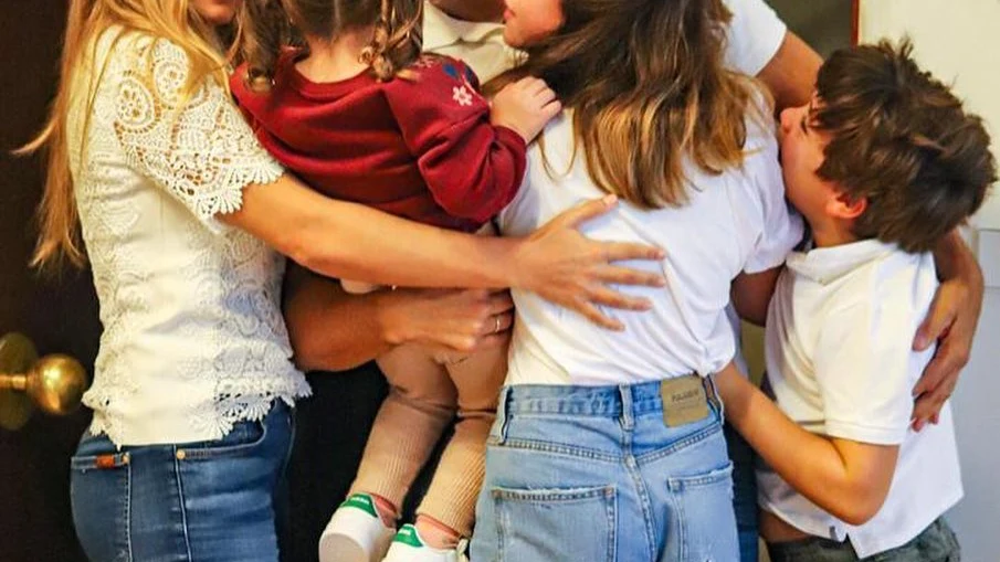 La foto de Leopoldo López con su familia en Madrid La foto de Leopoldo López con su familia en Madrid
