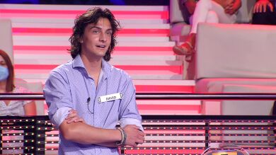¡Insólito! El motivo por el que Arturo Valls le desea a un concursante que no gane en '¡Ahora caigo!'