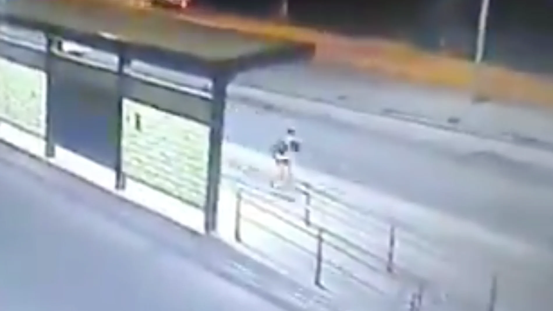 Secuencia del atropello a un skater en Neuquén Secuencia del atropello a un skater en Neuquén