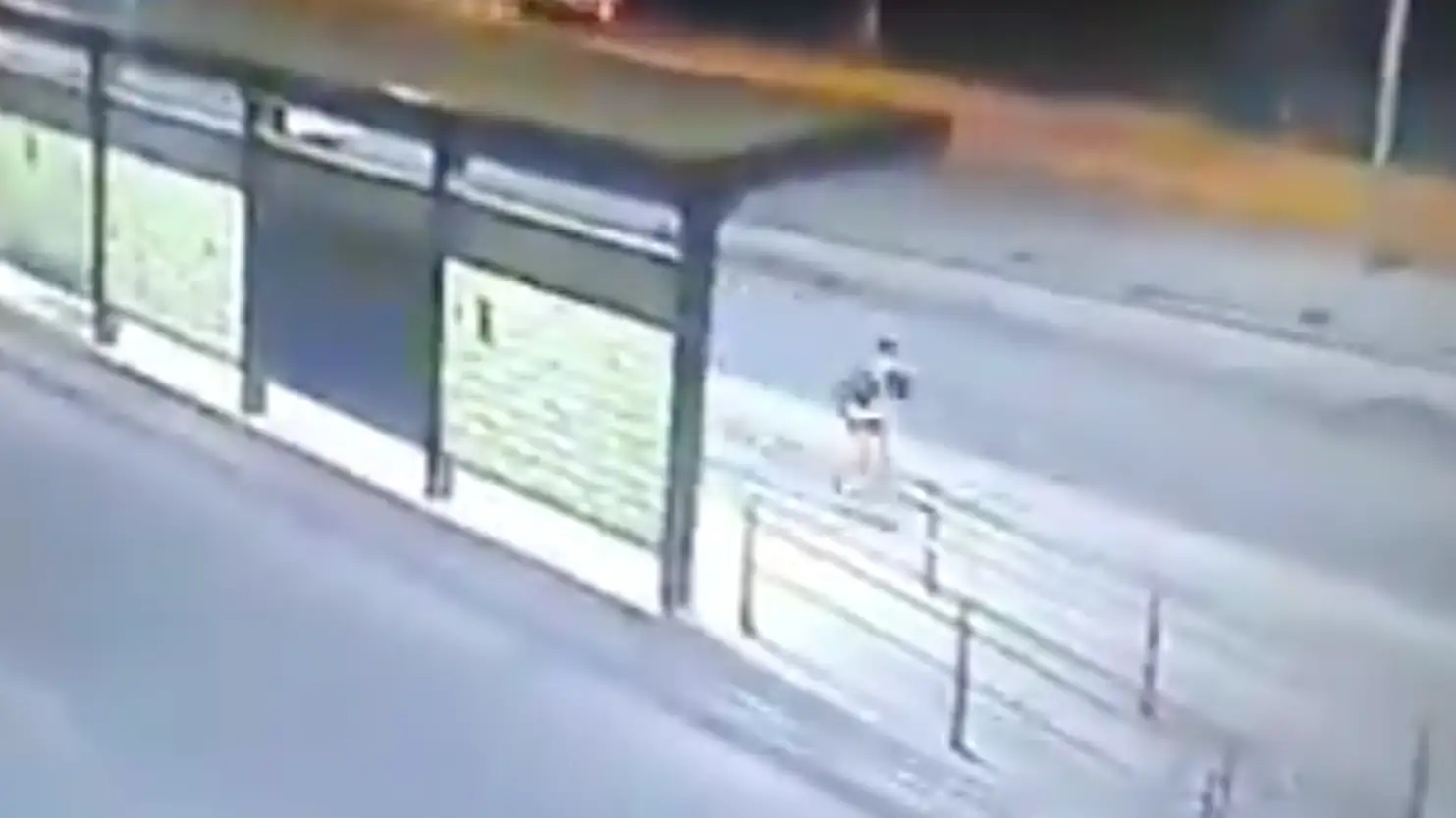 Secuencia del atropello a un skater en Neuquén Secuencia del atropello a un skater en Neuquén