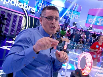 ¡Brutal! Luis revoluciona el plató de ‘Pasapalabra’ con una original versión de ‘Shape of you’ ¡Brutal! Luis revoluciona el plató de ‘Pasapalabra’ con una original versión de ‘Shape of you’
