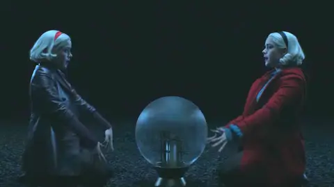 Kiernan Shipka en 'Las escalofriantes aventuras de Sabrina' Kiernan Shipka en 'Las escalofriantes aventuras de Sabrina'