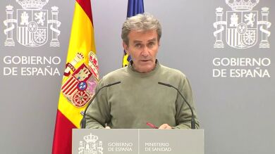 Fernando Simón no descarta que la situación en las ucis sea 