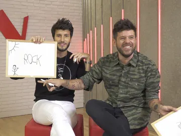 Pablo López y Sebastián Yatra juegan en 'La Voz': un desafío lleno de risas, complicidad y "dibujos bacanos" Pablo López y Sebastián Yatra juegan en 'La Voz': un desafío lleno de risas, complicidad y "dibujos bacanos"