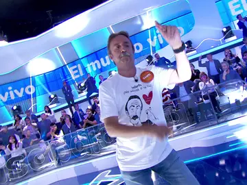 ¡Olé! Santi Rodríguez contagia el ritmo de ‘El muerto vivo’ en ‘La Pista’ ¡Olé! Santi Rodríguez contagia el ritmo de ‘El muerto vivo’ en ‘La Pista’