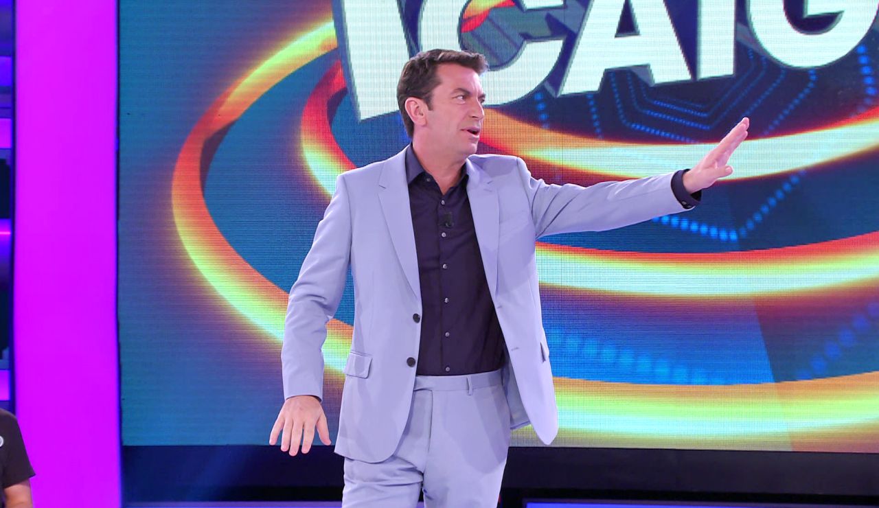 El extraño motivo por el que Arturo Valls corta la grabación de ‘¡Ahora caigo!’: “Me ha faltado un poquito de chispa” El extraño motivo por el que Arturo Valls corta la grabación de ‘¡Ahora caigo!’: “Me ha faltado un poquito de chispa”