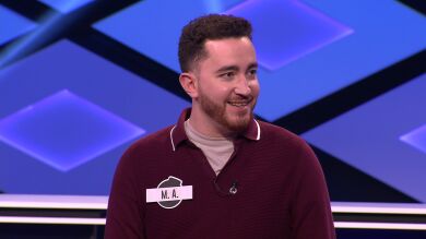 ‘La morra’, el juego con el que M. A., de ‘Los dispersos’, se ve incapaz de enfrentarse: “Es como los chinos, pero gritando”