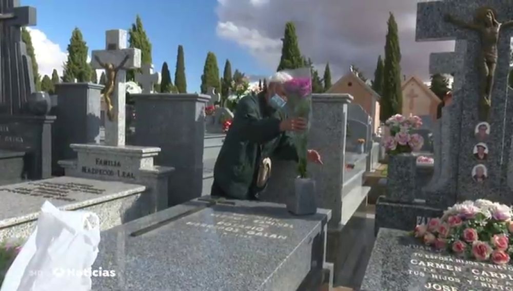Los vecinos de Alcalá del Valle, en Cádiz, irán de visita al cementerio por turnos tras un sorteo por el coronavirus