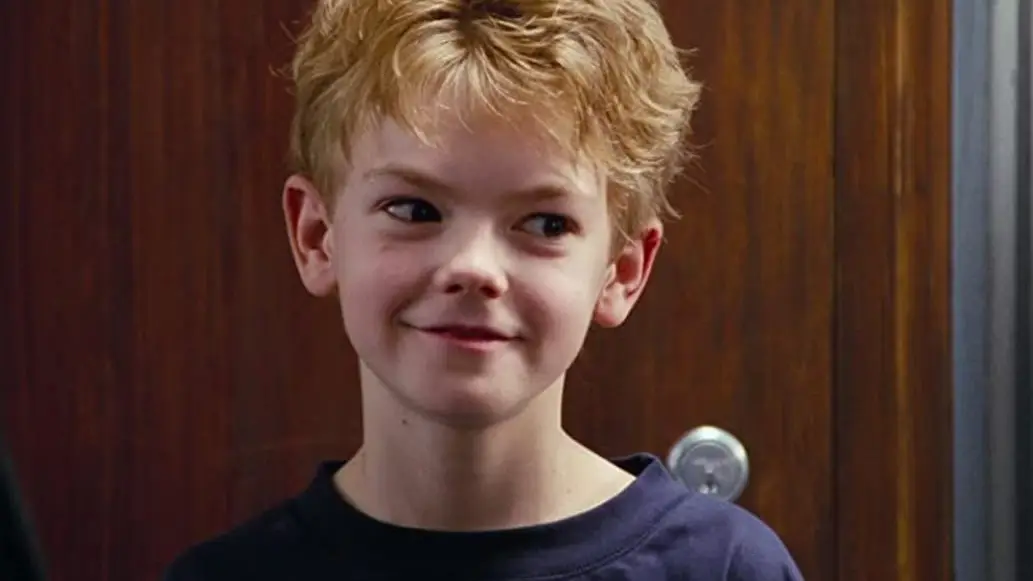 Thomas Brodie-Sangster como Sam en 'Love Actually' Thomas Brodie-Sangster como Sam en 'Love Actually'