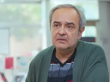 "El difunto estuvo aquí hace poco": Enver descubre que Sarp está vivo "El difunto estuvo aquí hace poco": Enver descubre que Sarp está vivo