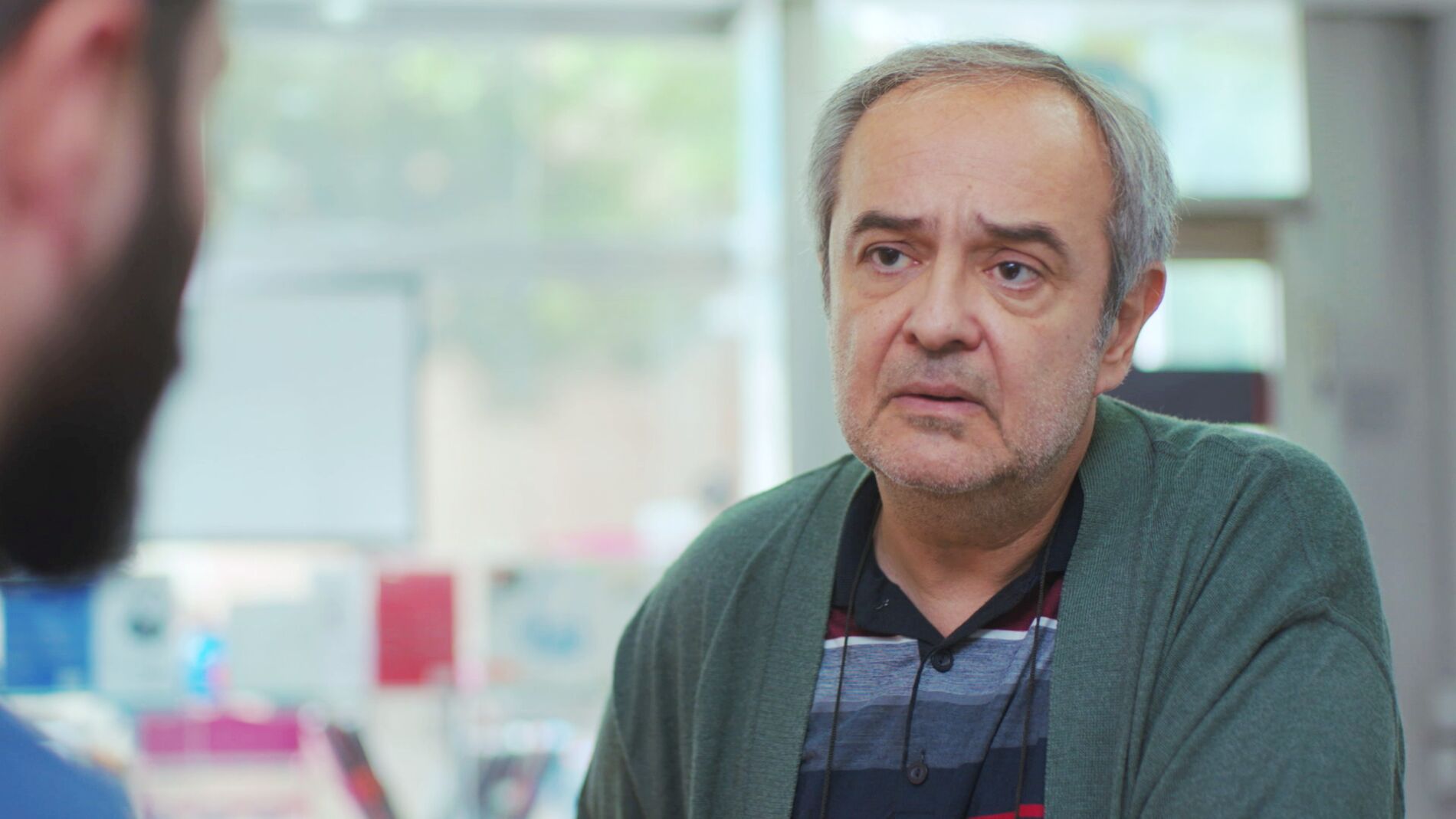 "El difunto estuvo aqu&iacute; hace poco": Enver descubre que Sarp est&aacute; vivo