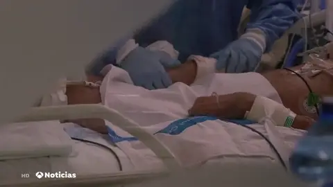 Preocupación por la situación de los hospitales donde ya hay pacientes en los pasillos de urgencias Preocupación por la situación de los hospitales donde ya hay pacientes en los pasillos de urgencias