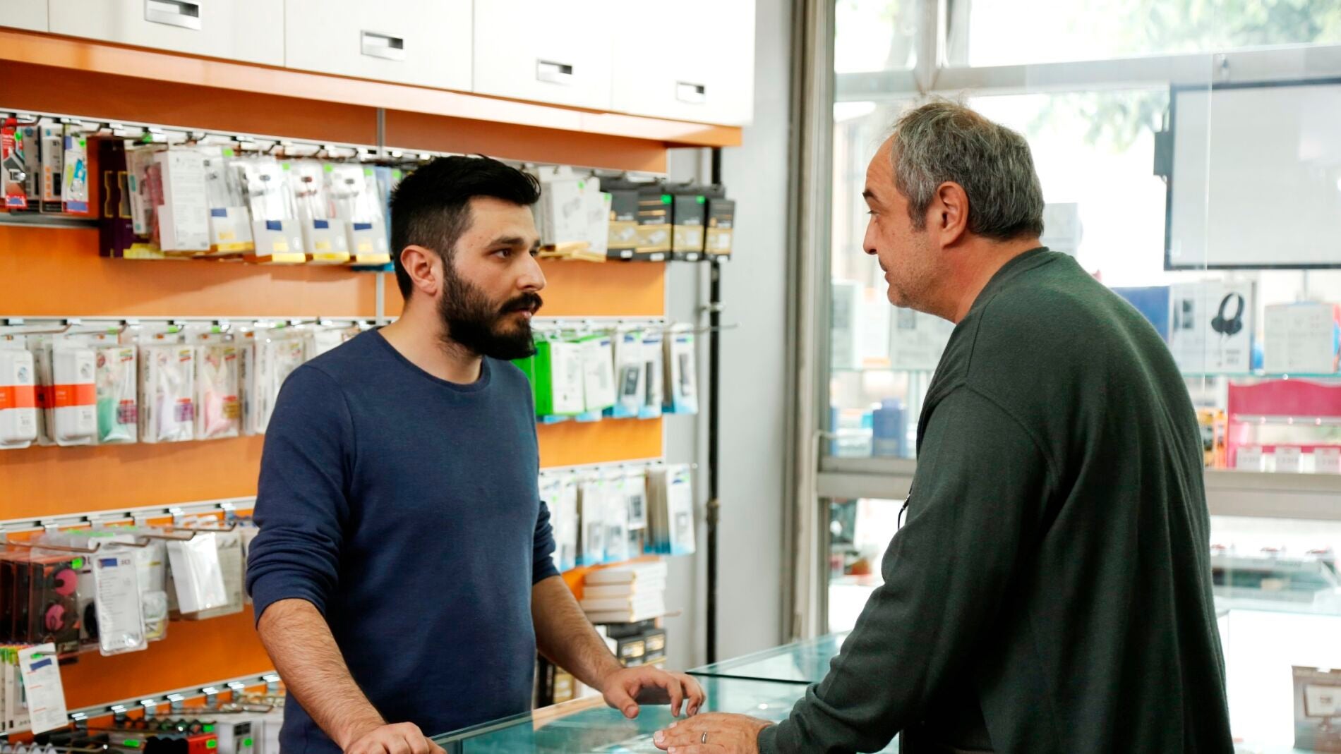 Avance de &lsquo;Mujer&rsquo;: Enver descubre que Sirin tiene la clave sobre la reaparici&oacute;n de Sarp
