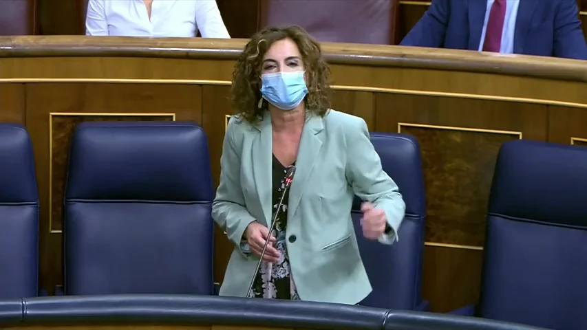 Gobierno y PP se acusan mutuamente de subir los impuestos