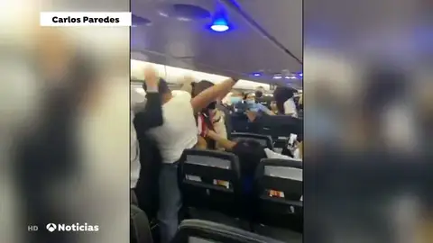 NUEVA PELEA AVIÓN NUEVA PELEA AVIÓN