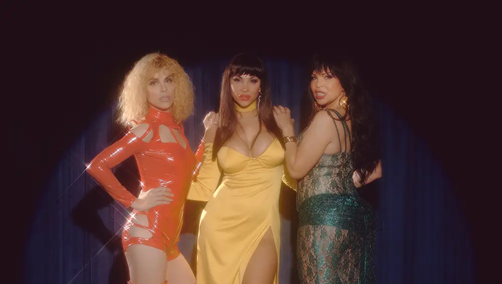 Daniela Santiago, Isabel Torres y Jedet en 'Veneno' Daniela Santiago, Isabel Torres y Jedet en 'Veneno'