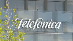 Fachada de Telef&oacute;nica
