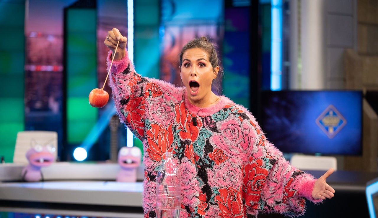 Los "trucos de magia imposibles" de Nuria Roca en 'El Hormiguero 3.0': "Me he preparado a fondo porque me debo al público" Los "trucos de magia imposibles" de Nuria Roca en 'El Hormiguero 3.0': "Me he preparado a fondo porque me debo al público"