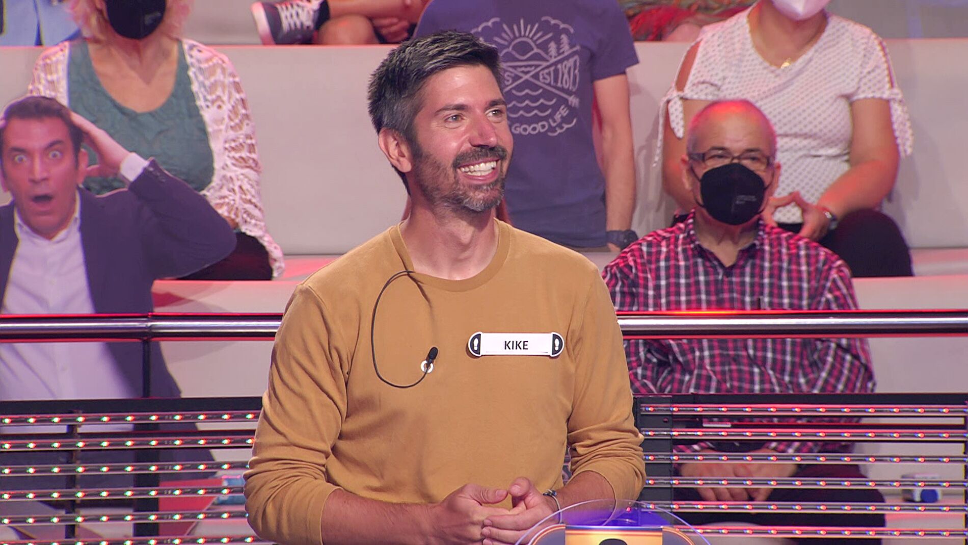 La triple broma de Arturo Valls con la curiosa afici&oacute;n de un concursante de &lsquo;&iexcl;Ahora caigo!&rsquo;