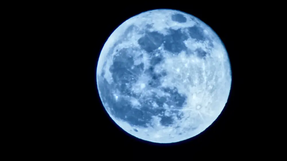 Hoy puedes ver la luna azul, &iquest;qu&eacute; es y por qu&eacute; se llama as&iacute;?
