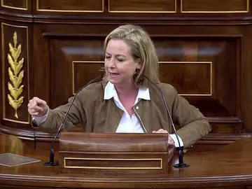 Ana Oramas al Gobierno en el debate sobre el estado de alarma: “Cárguense las pilas porque nos vamos a morir” Ana Oramas al Gobierno en el debate sobre el estado de alarma: “Cárguense las pilas porque nos vamos a morir”
