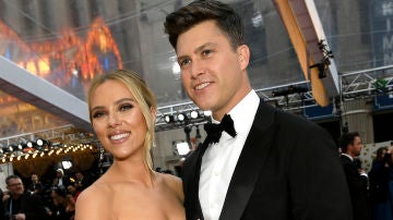Scarlett Johansson y Colin Jost