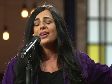 Gema Contreras, pura emoción con ‘La quiero a morir’ en ‘El Regreso’ Gema Contreras, pura emoción con ‘La quiero a morir’ en ‘El Regreso’