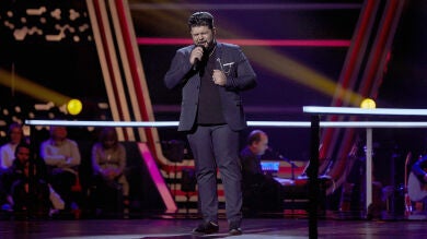 Lisardo Silva canta 'Devuélveme la vida' en los Asaltos de 'La Voz'