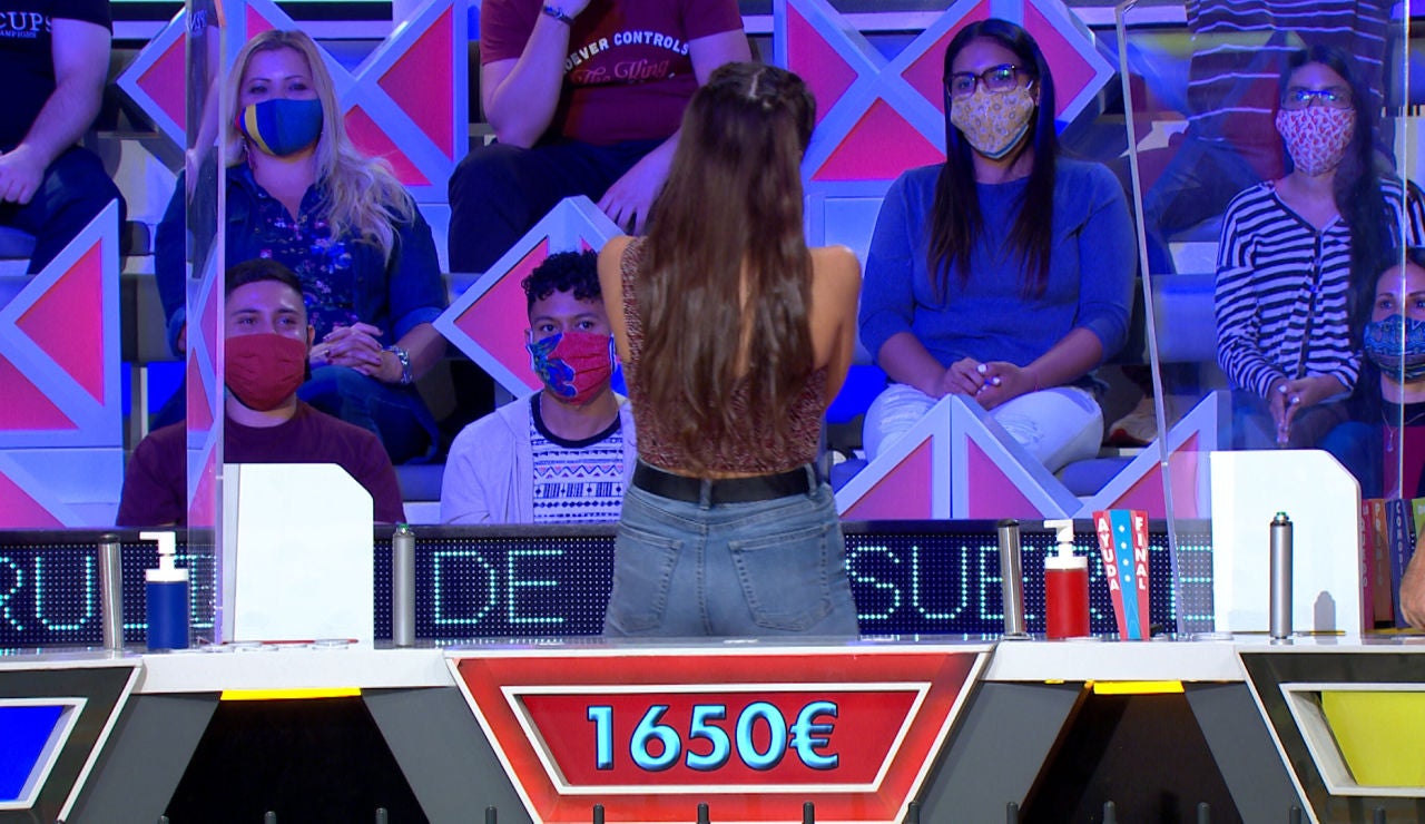 Los nervios le juegan una mala pasada a Victoria con un marcador de escándalo Los nervios le juegan una mala pasada a Victoria con un marcador de escándalo