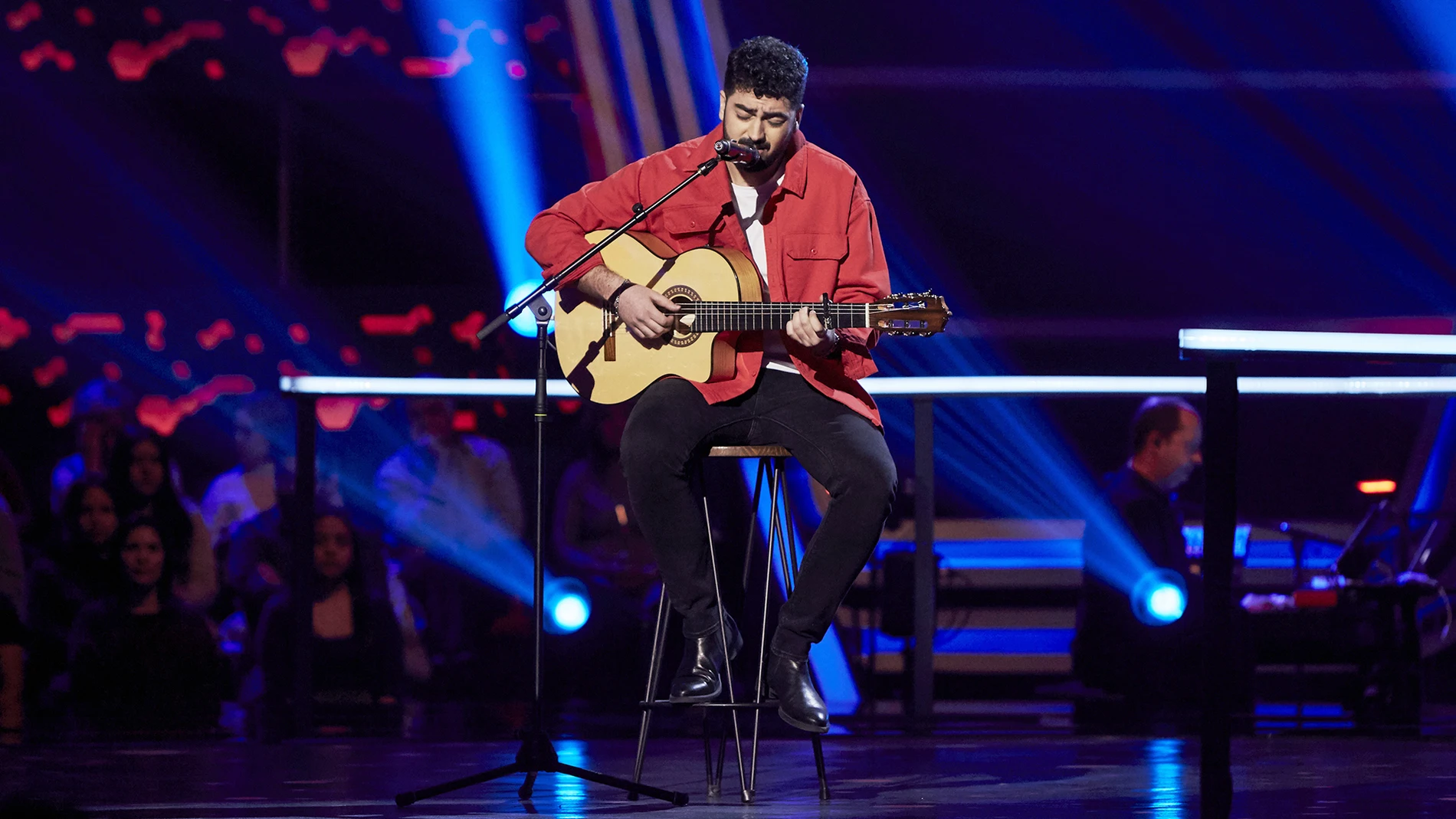 Gonzalo Alhambra canta 'Qué bonita la vida' en los Asaltos de 'La Voz'