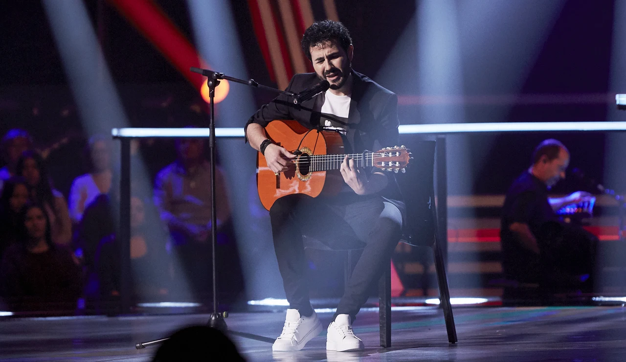 Juan José Alba canta 'No te pude retener' en los Asaltos de 'La Voz'