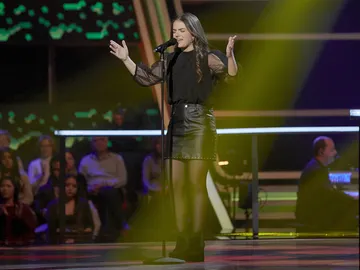 Teresa Palomar canta ‘Canela en rama’ en los Asaltos de ‘La Voz’ Teresa Palomar canta ‘Canela en rama’ en los Asaltos de ‘La Voz’