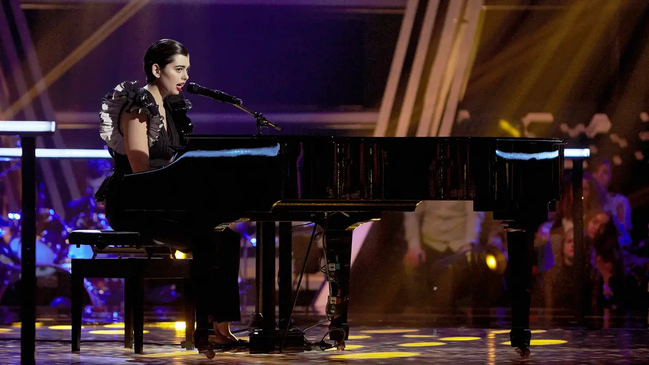 Paula Espinosa canta 'The scientist' en los Asaltos de 'La Voz'