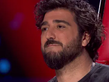 Antonio Orozco se emociona al revelar la historia detrás de la canción más importante de su vida en 'La Voz' Antonio Orozco se emociona al revelar la historia detrás de la canción más importante de su vida en 'La Voz'
