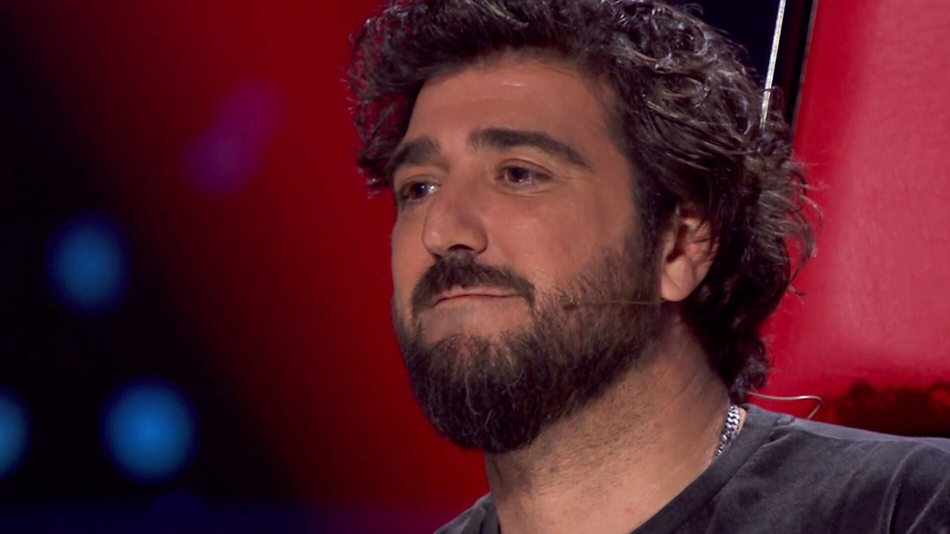 Antonio Orozco se emociona al revelar la historia detr&aacute;s de la canci&oacute;n m&aacute;s importante de su vida en 'La Voz'
