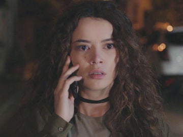 Sirin recibe una llamada que lo cambiar&aacute; todo en los pr&oacute;ximos cap&iacute;tulos de 'Mujer'