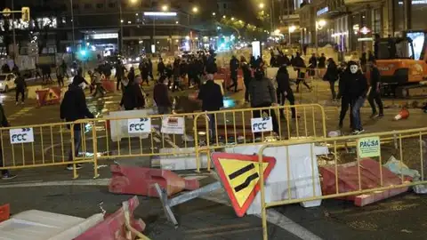 Disturbios en Madrid tras las protestas contra las restricciones por el coronavirus Disturbios en Madrid tras las protestas contra las restricciones por el coronavirus