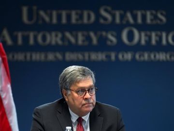 El fiscal general de EE.UU., William Barr, autoriza a los fiscales a investigar el supuesto fraude electoral que denuncia Trump