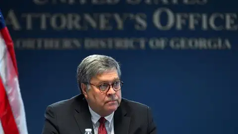 El fiscal general de EE.UU., William Barr, autoriza a los fiscales a investigar el supuesto fraude electoral que denuncia Trump El fiscal general de EE.UU., William Barr, autoriza a los fiscales a investigar el supuesto fraude electoral que denuncia Trump