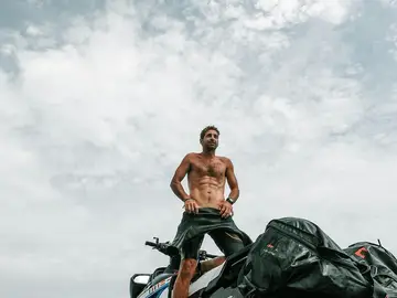 Lucas del Paso sobre su moto de agua Lucas del Paso sobre su moto de agua