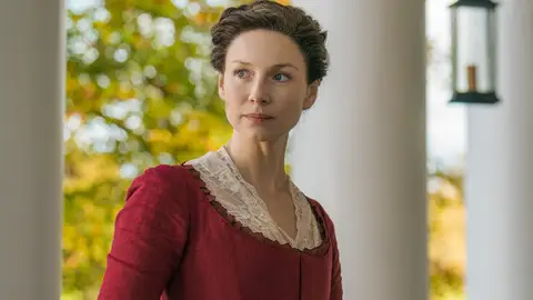 Caitriona Balfe como Claire en 'Outlander' Caitriona Balfe como Claire en 'Outlander'